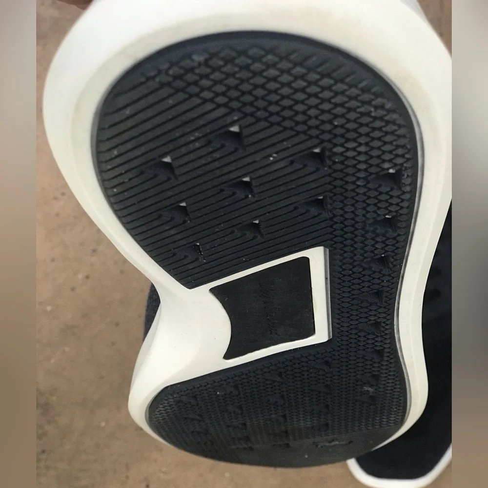 ON SALE NOW: WOLF & SHEPERD Swiftknit Plain Toe Derby Sneakers - Picture 3 of 6